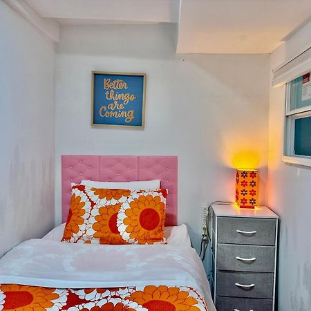 Private Tiny Room On The 1St Floor With Shared Bathroom Near Airport And Downtown Seattte Seattle Dış mekan fotoğraf