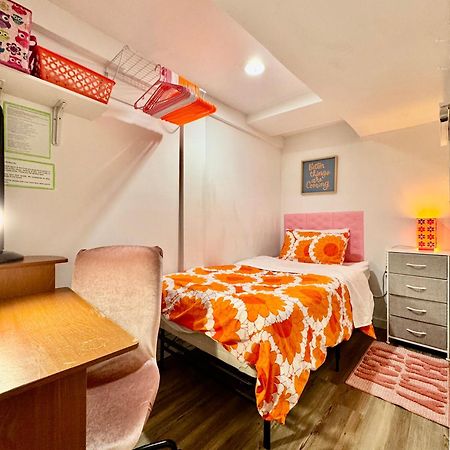 Private Tiny Room On The 1St Floor With Shared Bathroom Near Airport And Downtown Seattte Seattle Dış mekan fotoğraf