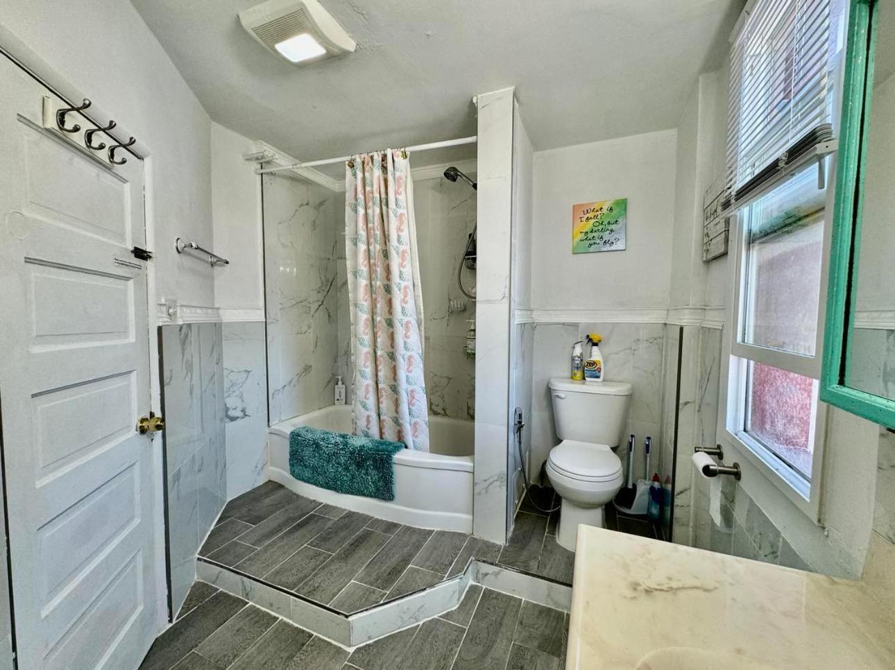 Private Tiny Room On The 1St Floor With Shared Bathroom Near Airport And Downtown Seattte Seattle Dış mekan fotoğraf